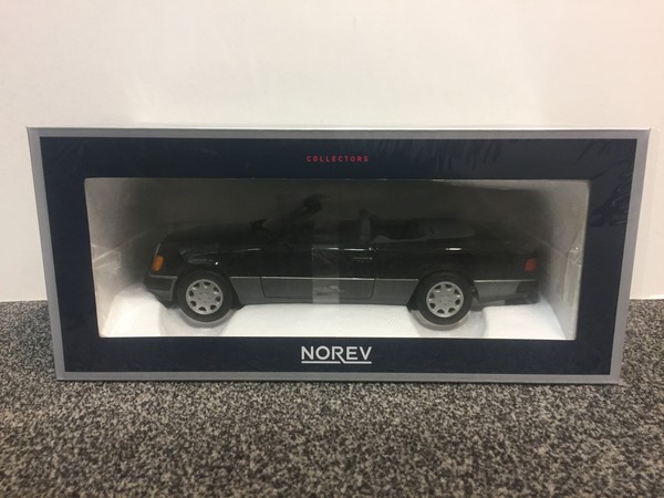 Mercedes Benz 300 Ce 24 Cabriolet 1:18 Norev W124 Schwarz Cabrio A124 E Klasse-image