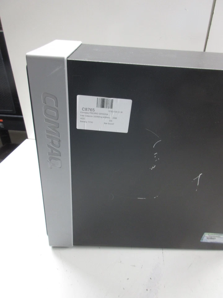 Compaq Presario SR1020NX Intel Celeron 200MHz/40MHz 2GB NO HDD - Image 2 of 4