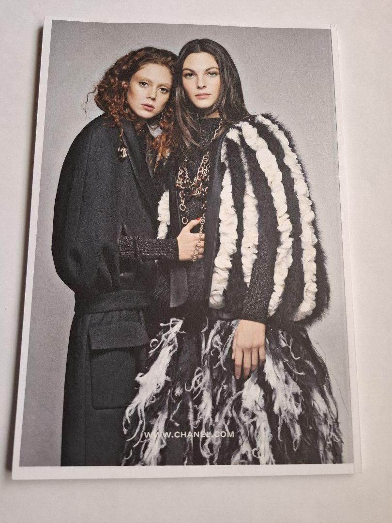CHANEL シャネル　カタログ　2017 CHANEL Magazine Catalog Autumn/Winter 2017/18 Women's
