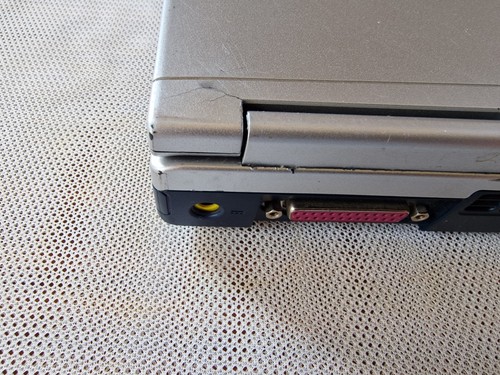 Medion MD9783 MS2111 P4 Floppy Vtg Laptop Power On Tested Only Read Description - Afbeelding 12 van 16