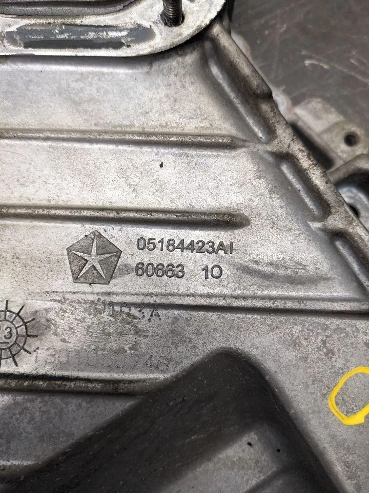 Parte superior del cárter de aceite para caravana 11-20 1176213 Foto 4 de 4