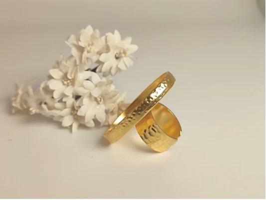 White Quartz Crystal Ring, Gold Statement Cocktail ring, Large white stone ring - Image 3 of 3