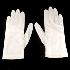 Vintage Womens Ladies Short White Faux Leather Gloves Lined with Dart at Wrists
