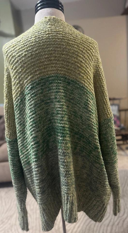 Cárdigan suéter tejido suave verde Easel Los Angeles para mujer talla mediana Foto 2 de 4