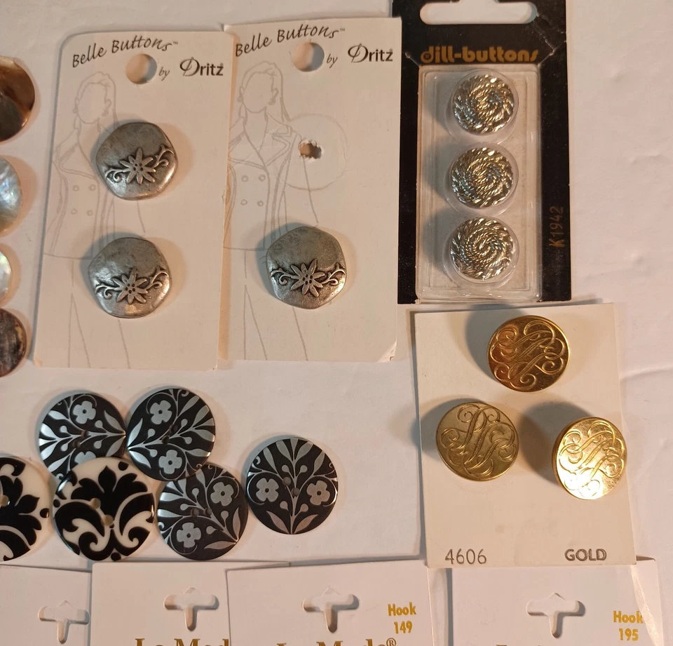 Lote 80+ Botones Surtidos De Colección Negro Polkadot Rayas Madreperla Plata Dorado  Foto 2 de 3
