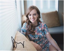 Ahna O'Reilly Autographed Signed 8x10 Photo COA #3