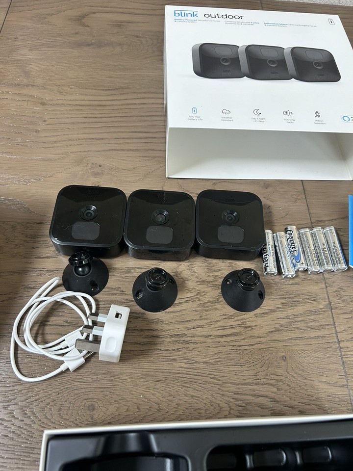 Blink 3 Camera System Indoor/Outdoor Wireless Home Security 1080p HD