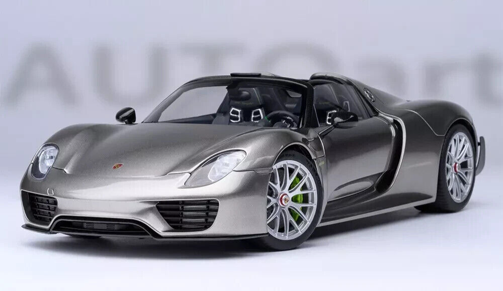 豪華おまけ付き　1/18 オートアート　AUTOart　ポルシェ918スパイダー Amazon.co.jp: AUTOart 1/12 ポルシェ 918 スパイダー