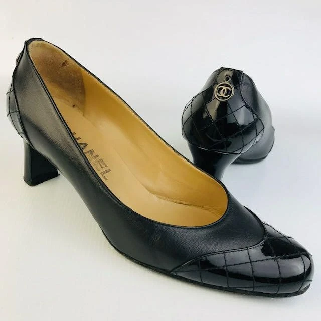 CHANEL COCO Mark Charm Pumps Shoes 35C Black Authentic Women Used from Japan