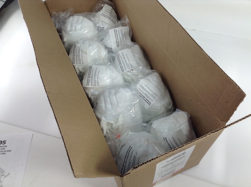 Pack of 200 Honeywell DC300N95 Particulate Respirators. NIOSH. N95