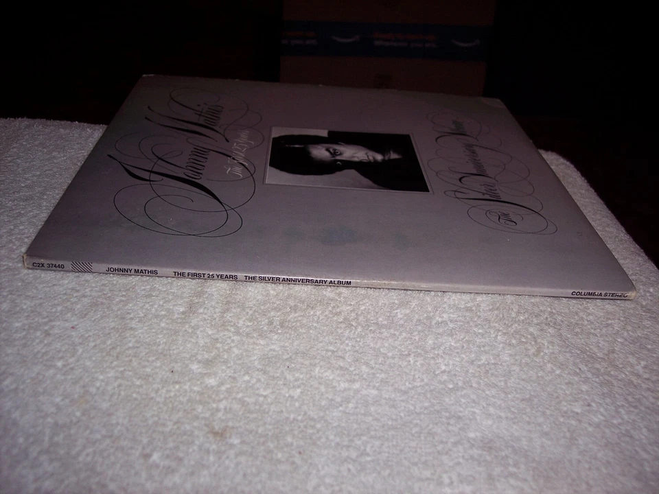 LP--JOHNNY MATHIS--THE SILVER ANNIVERSARY ALBUM  *NM VINYL*   #897 - Image 3 of 4