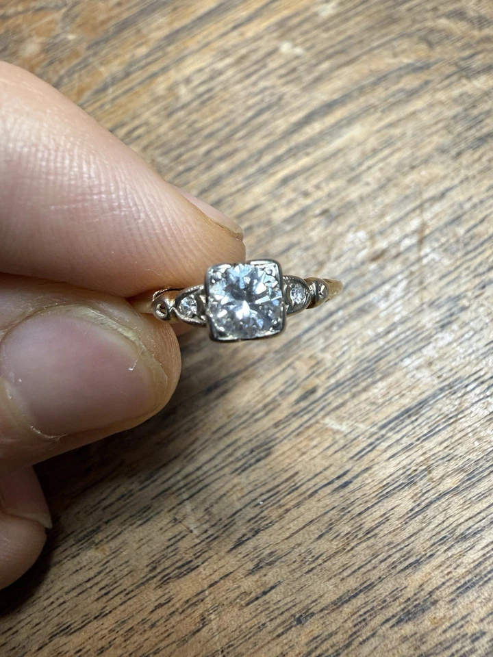 Engagement Ring Genuine Diamond Solitaire 14-18k White & Yellow Gold 1.4g Sz7 - Image 4 of 4