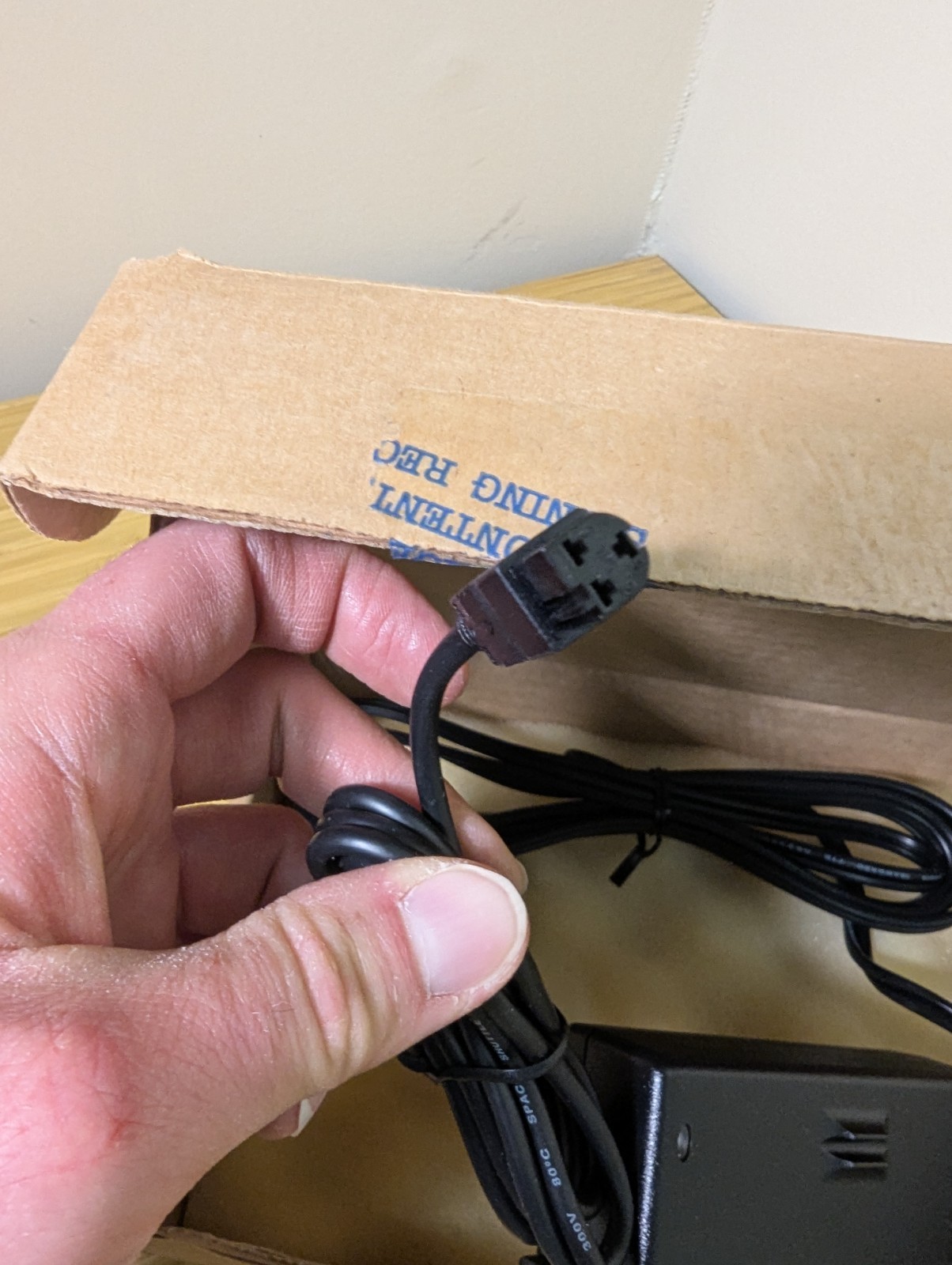 KSE Dell TSA 8 99500 Latitude DEC Sceptre Laptop Power Supply Adapter