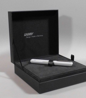 rw16/12 Lamy Dialog Füllhalter weiß 14 ct. Goldfeder