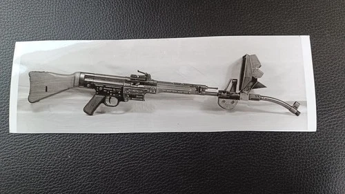 WW2 German Photo: IWM Exhibit - MP 44 For Shooting Around Corners. Tank crew use