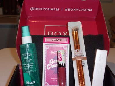 Boxy Charm Kit Makeup Moda Metallics Game Changer Jouer Spray Toner Dr. Brandt 3