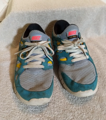 Nike Men\'s Gray and Teal Athletic Shoes Nike Mens Free Run 2  main image 2