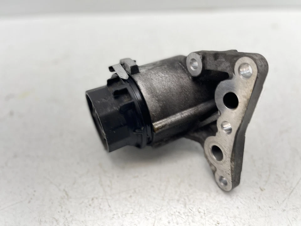 2010-2017 TOYOTA PRIUS 11-17 Lexus CT200h FILTRO DE ÓLEO DO MOTOR COM SUPORTE FABRICANTE DE EQUIPAMENTO ORIGINAL - Imagem 3 de 4