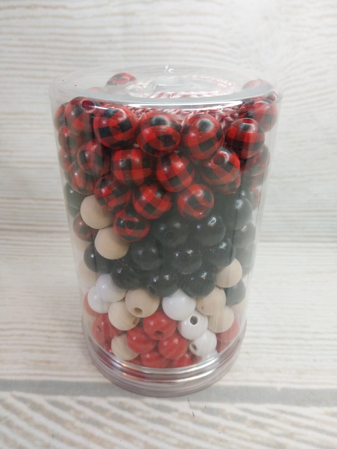 New! 240 Wood Beads String Buffalo Plaid Craft Kit Garlands Tags Christmas Gift