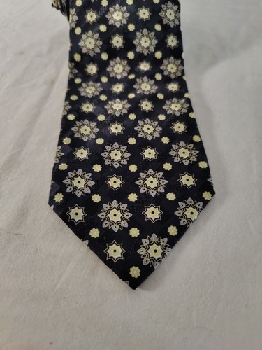 Brioni Men's Tie Black Floral Geometric 100% Silk Necktie Made In Italy - Picture 2 of 7