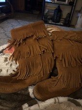 Minnetonka Women's Moccasin Fringe Boots Brown Suede Leather 3 Layer, Size 6