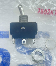 UND LAB INC LIST TOGGLE SWITCH 3A 250V AC  6A 125V AC 803