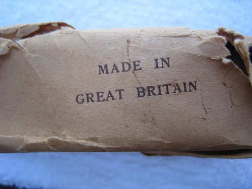 3 Vintage 1970s Soap Bars in Original Packaging: PEARS SOAP LAVA & SHIELD SOAP - Picture 3 of 20