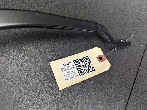 Front Right Windshield Wiper Arm 2015 Jeep Cherokee 2014 2016 2017 2018 - Picture 4 of 11