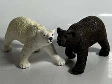 Vintage 1997 Safari LTD. Brown Bear Polar bear Figures