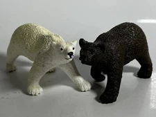 Vintage 1997 Safari LTD. Brown Bear & Polar bear Figures