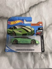 Hot Wheels lamborghini reventon roadster toy car diecast hw roadsters green