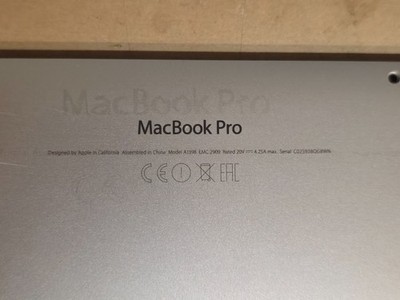 Apple MacBook Pro A1398 Mid 2015 Ersatzteile Palmrest Logic Board Unterschale