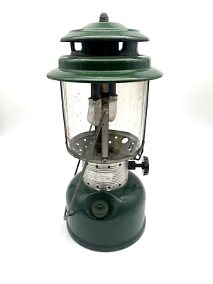 Vintage Coleman Double Mantle Gas Lantern Model 220F w/ Pyrex