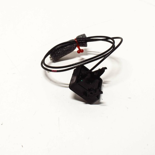 OEM MB E W213 FRONT DOOR MIRROR GPS NAVIGATION ANTENNA A213905440128