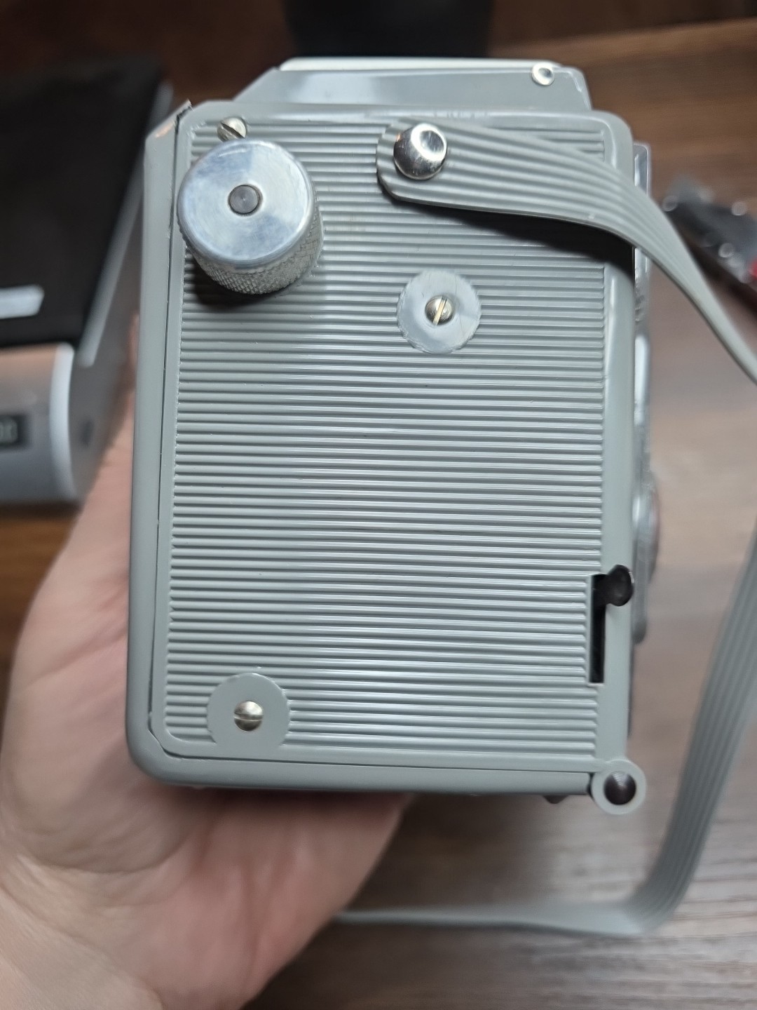 Vintage 1940’s Spartus Box Camera Six Twenty Bakelite  Original Strap UNTESTED 