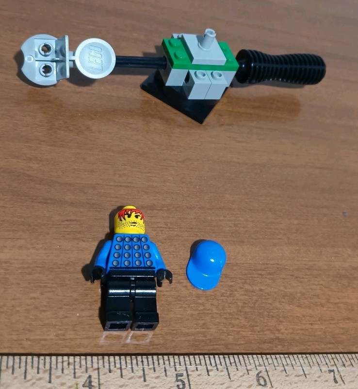 LEGO Soccer Player Goalie Minifigure Number 1 on Back (soc010) Sets 3409 & 3413