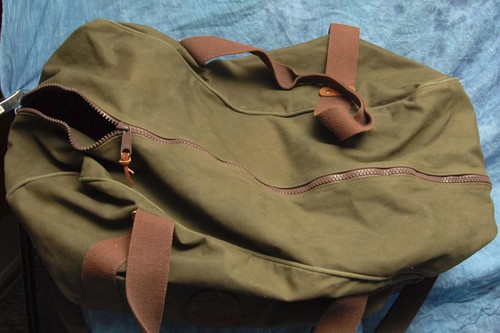 Duluth Pack Xtra Large 27” Canvas Duffle Bag in Good Condition - Picture 3 of 5