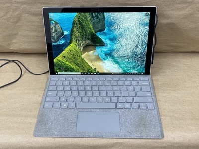 Microsoft Surface Pro - 12'' 2736*1824 - i5-7300U - 8GB - 256GB SSD - Win 10 READ