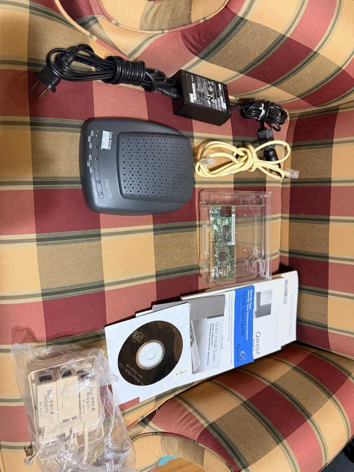 Cisco 678 Qwest DSL Vintage Internet Kit Complete Set – Excellent Condition - Image 3 of 4