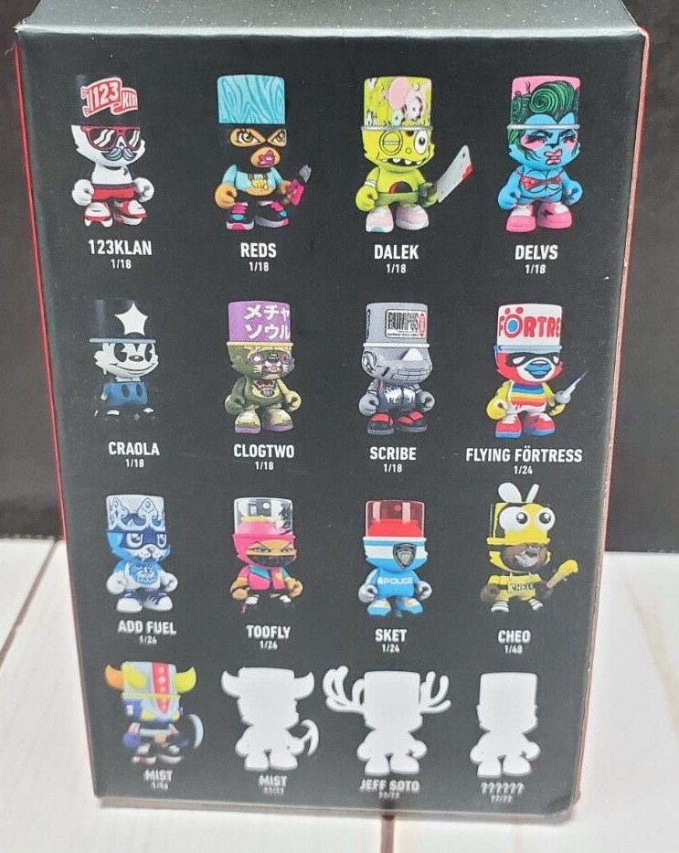 SUPERPLASTIC Kranky Series One 12個セット Superplastic Kranky Series 1 Full Set* of 18 Designer Toy