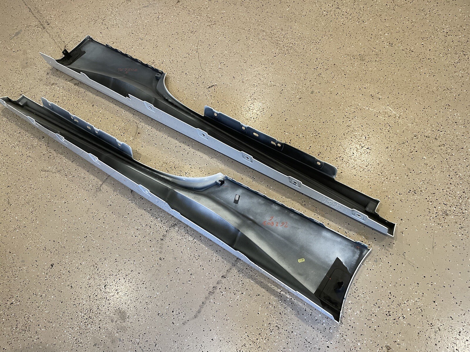 Ferrari 488 GTB Spider LT & RH Rocker Panel Mouldings OEM Very Clean Side Skirts