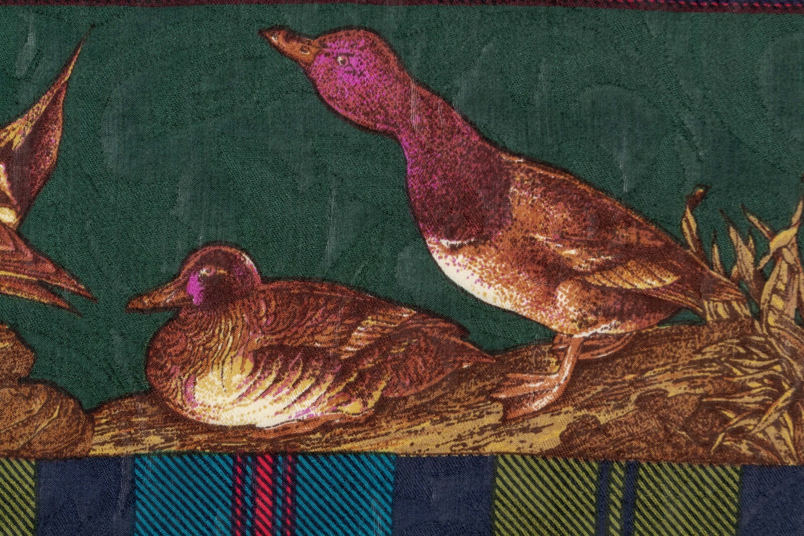 Authentic Shawl "Guy Laroche " / "Guy Laroche " S… - image 6