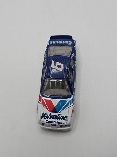 1996 Revell Racing 1/64 Mark Martin #6 Valvoline Ford Thunderbird - Picture 5 of 6