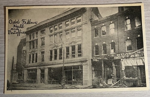 Cartolina Odd Fellows Hall e Ufficio Postale Chelsea Massachusetts Incendio - Foto 1 di 2