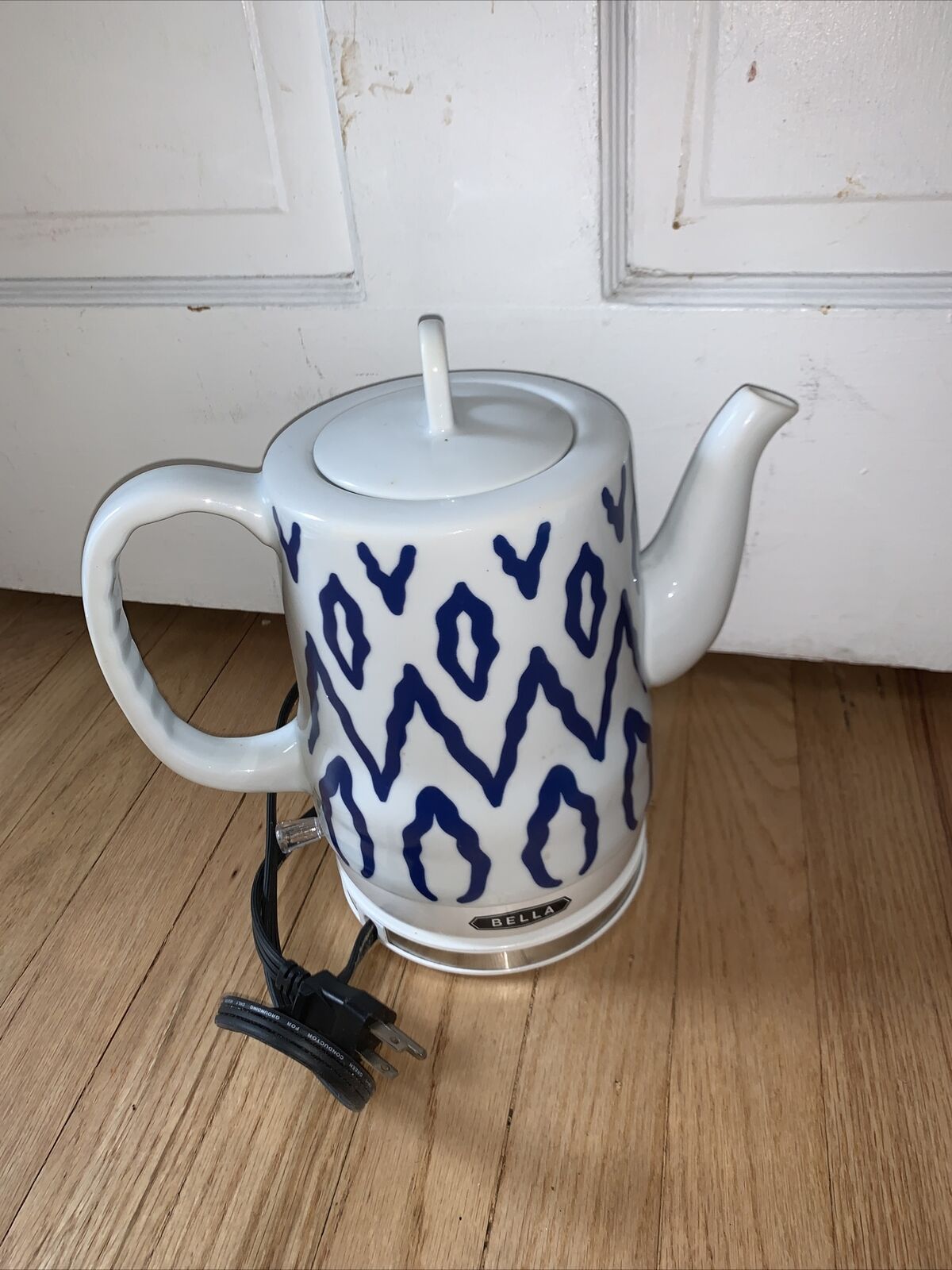 Kitchen Flower Wireless Electric Kettle Teapot Tea Port 1.8L 220V