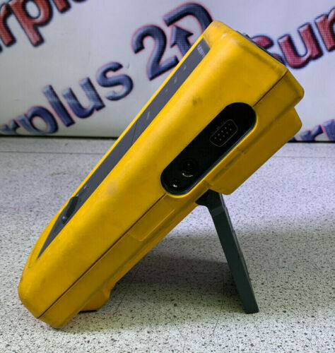 Fluke DSP-100 LAN CableMeter & DSP-SR Smart Remote w/ Accessories - Picture 3 of 12