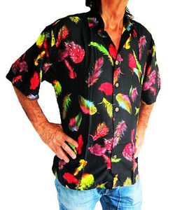 camisa hawaiana negra