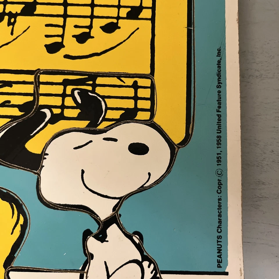 Rompecabezas de madera vintage de cacahuetes Snoopy y Schroeder United Feature Syndicate Foto 4 de 4