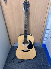 squire fender sa-105 with case and extra strings