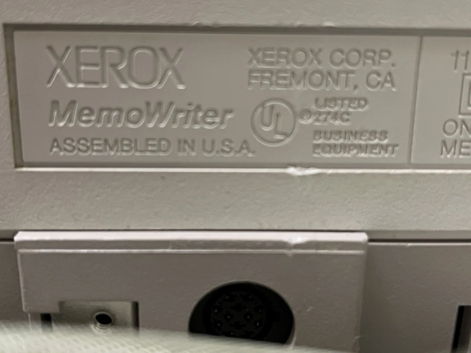 Xerox Memowriter Vintage Typewriter LOOK!! - Image 2 of 4